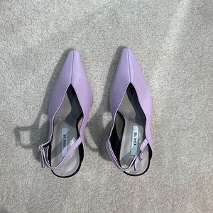 Yuul Yie Women’s Lilac Leather Sling Back Pumps